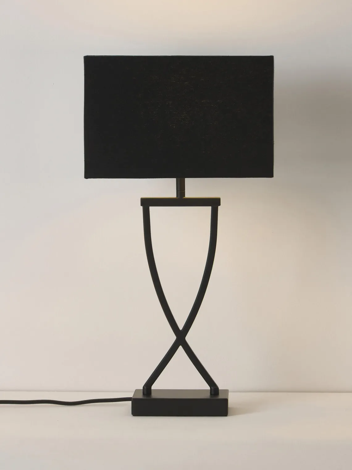 Lámparas De Mesa|Lámparas De Techo>Westwing Collection Lámpara de mesa grande Vanessa Negro