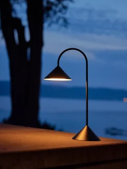 Lámpara de mesa LED para exterior regulable Grasp, pórtatil Lámparas De Mesa De Exterior|Lámparas De Mesa
