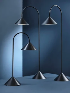 Lámpara de mesa LED para exterior regulable Grasp, pórtatil Lámparas De Mesa De Exterior|Lámparas De Mesa