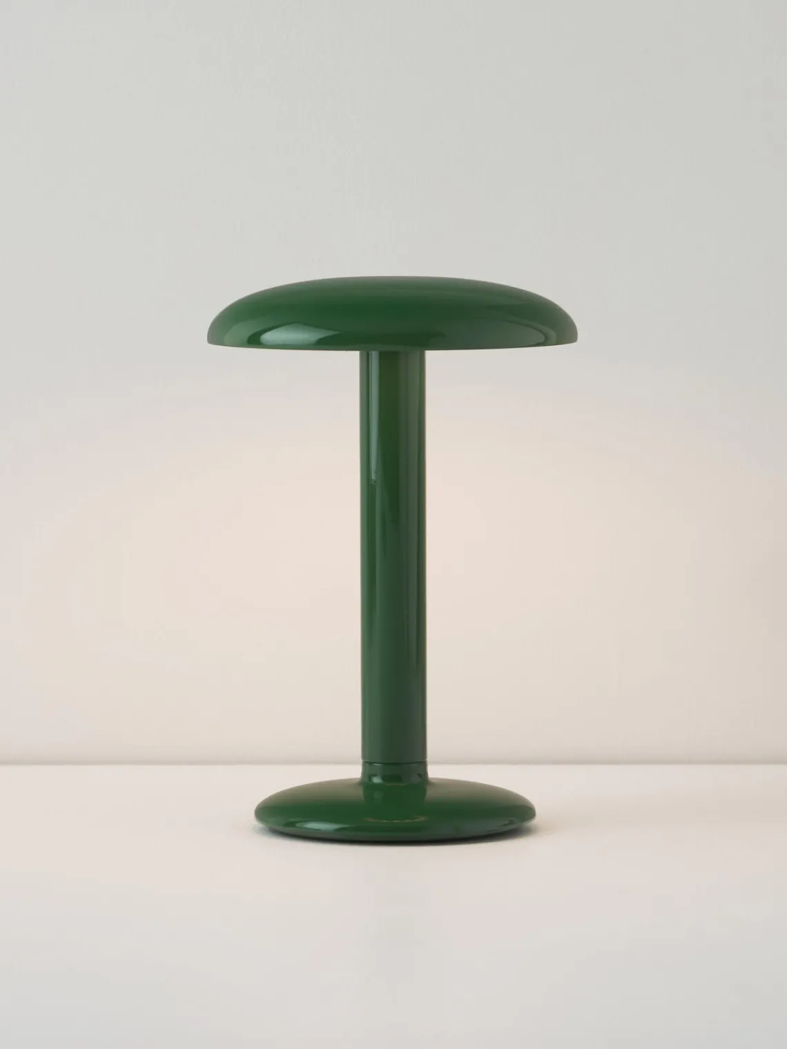 Lámparas De Mesa|Lámparas De Techo>Flos Lámpara de mesa LED pequeña regulable Gustave, portátil Verde brillante