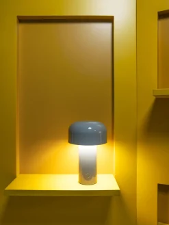 Clearance Lámpara de mesa LED pequeña regulable Bellhop, portátil Lámparas De Mesa|Lámparas De Techo