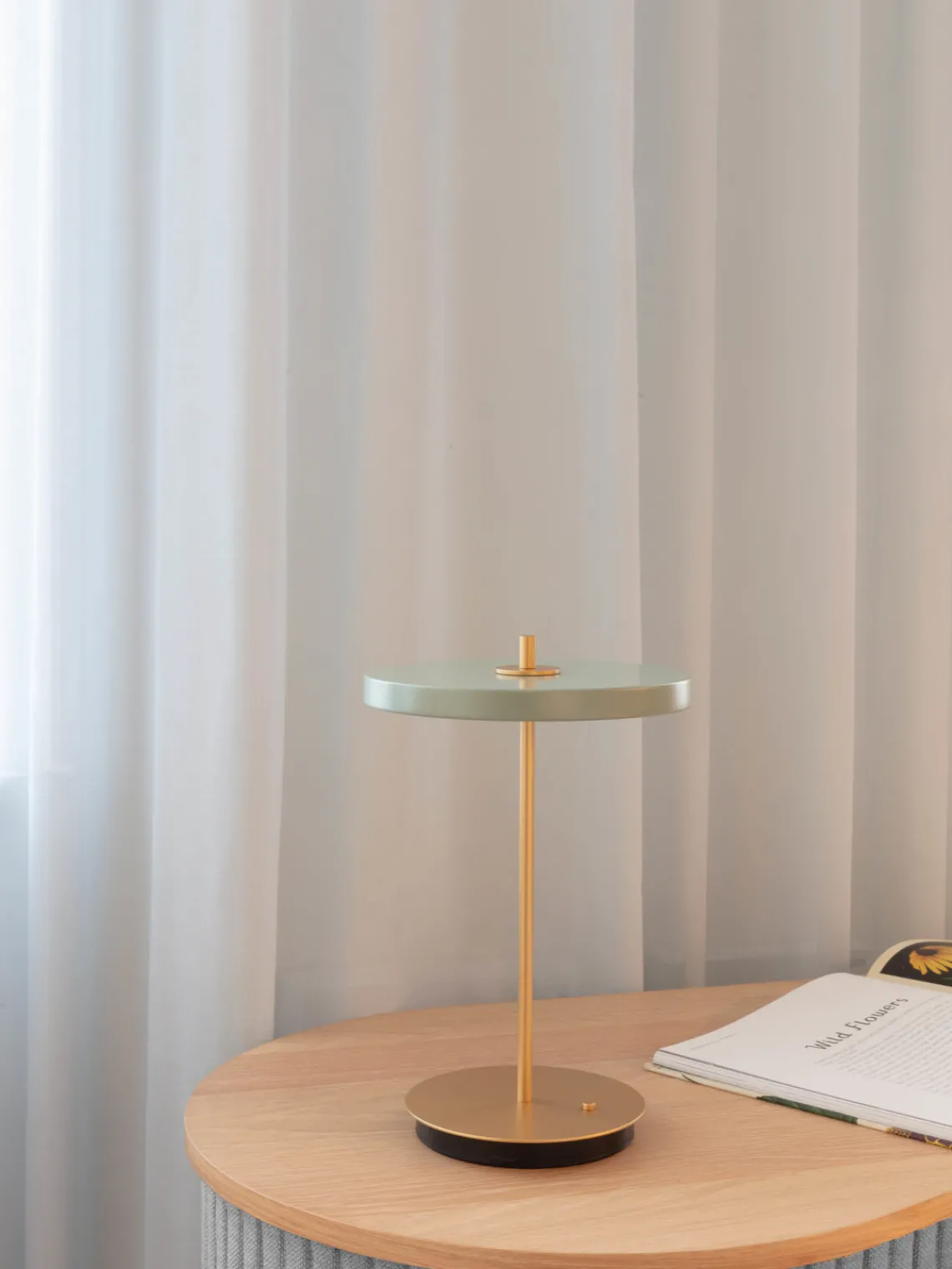Lámpara de mesa LED pequeña regulable Asteria Lámparas De Mesa|Lámparas De Techo