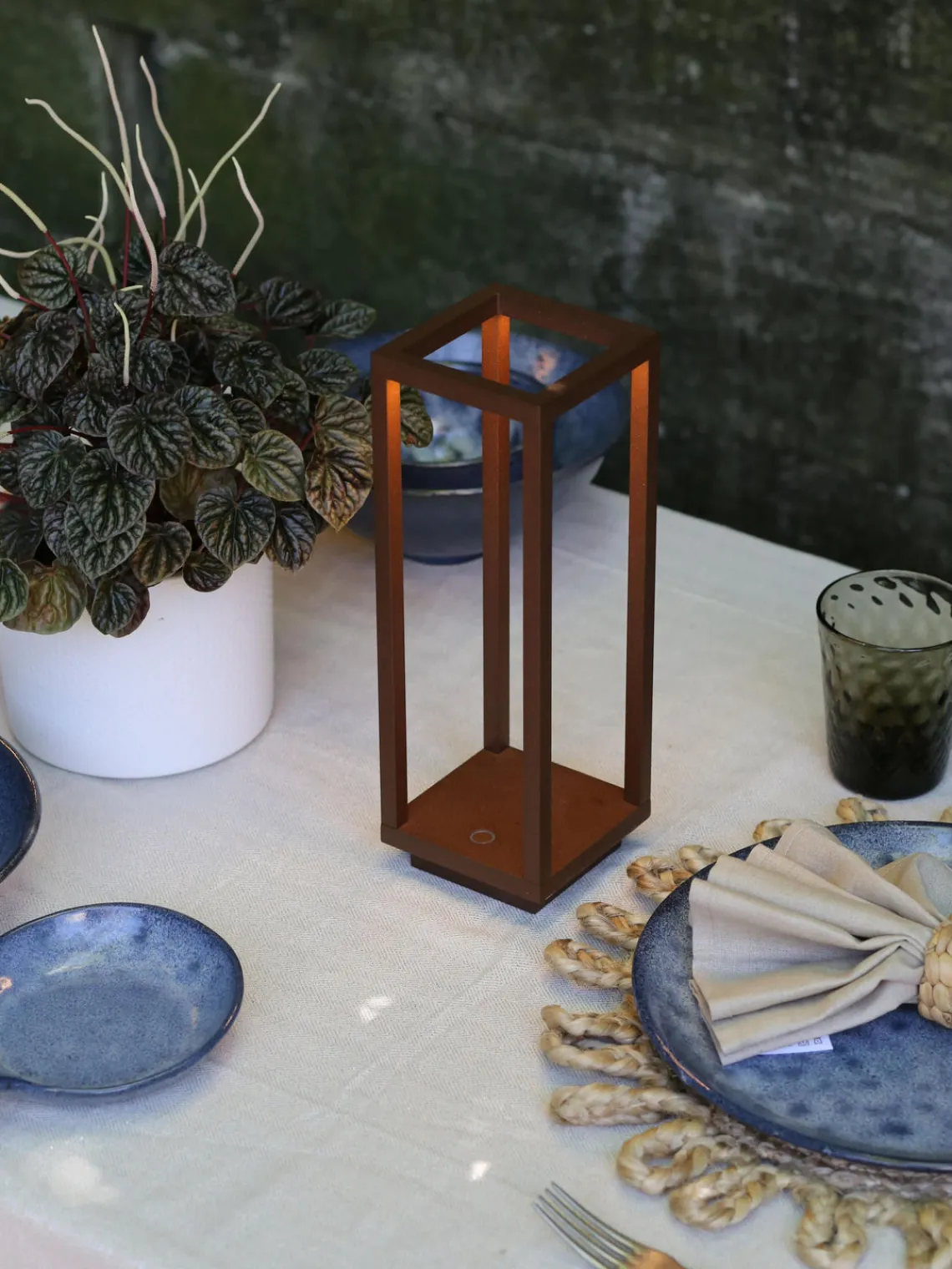 Outlet Lámpara de mesa LED portátil regulable Home Pro Lámparas De Mesa|Lámparas De Techo