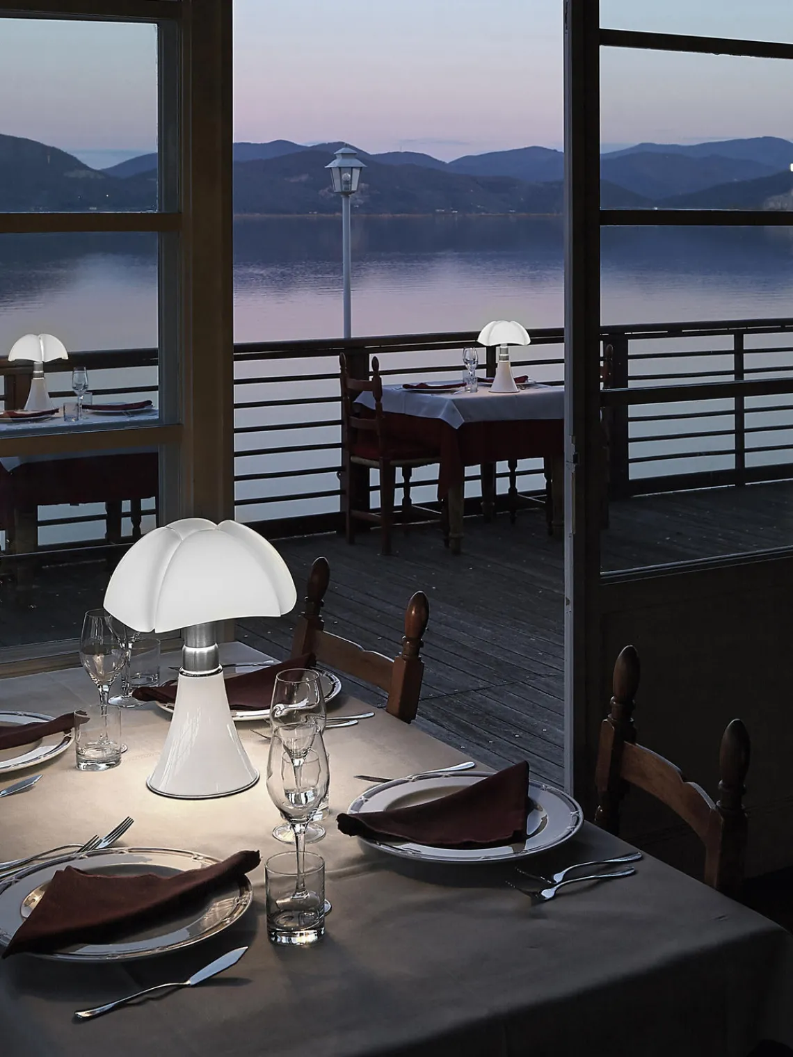 Lámparas De Mesa|Lámparas De Mesita De Noche>Martinelli Luce Lámpara de mesa LED regulable Pipistrello Blanco mate