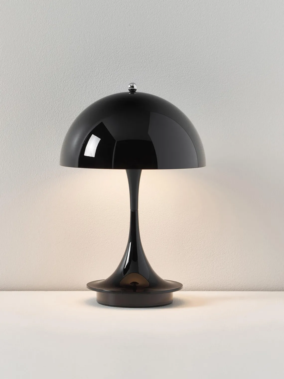 Lámparas De Mesa|Lámparas De Techo>Louis Poulsen Lámpara de mesa LED regulable Panthella de diseño Verner Panton, 24 cm, portátil Plástico negro