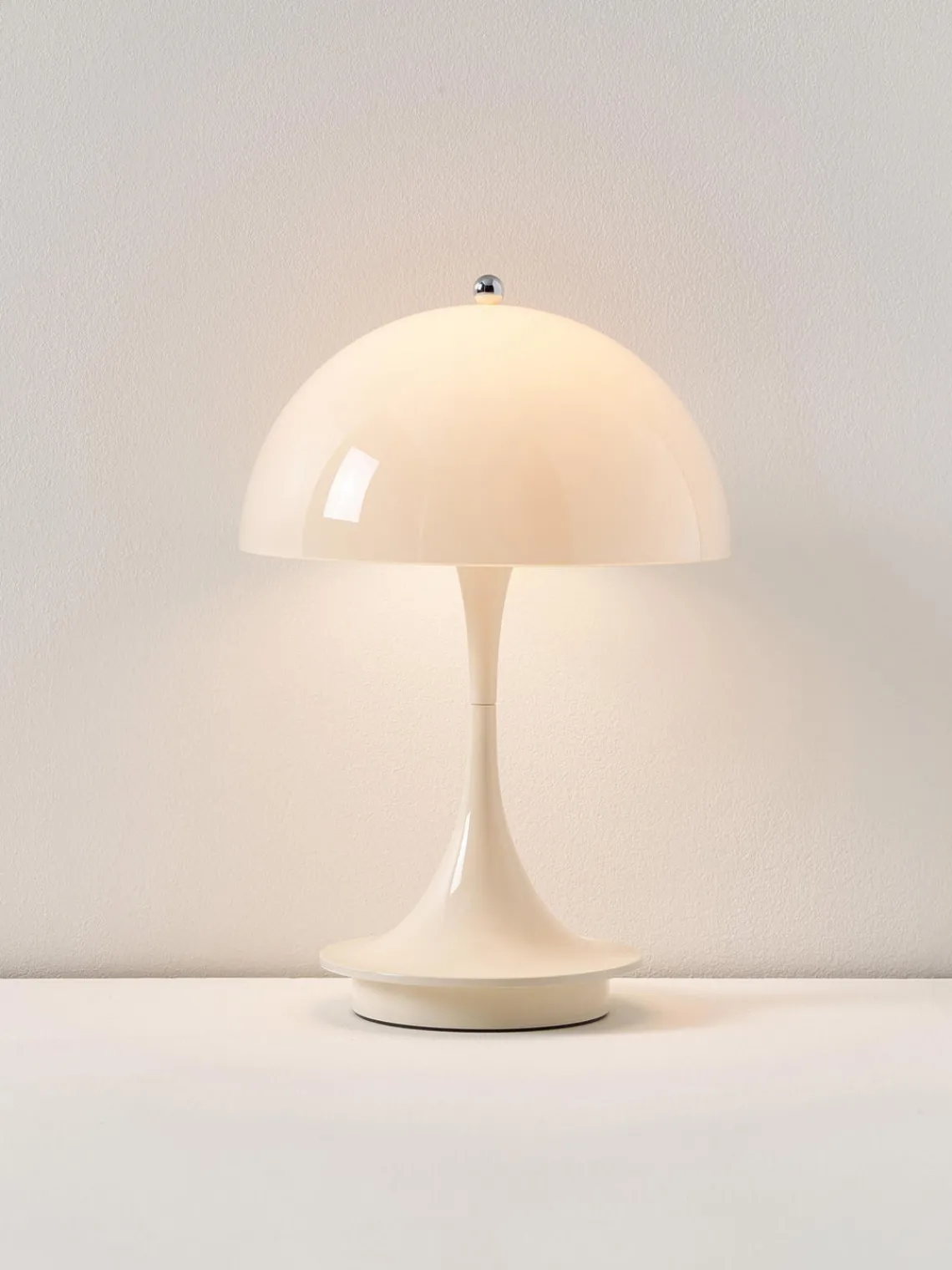 Lámparas De Mesa De Exterior|Lámparas De Mesa>Louis Poulsen Lámpara de mesa LED regulable Panthella 160, diseño Verner Panton Plástico beige claro