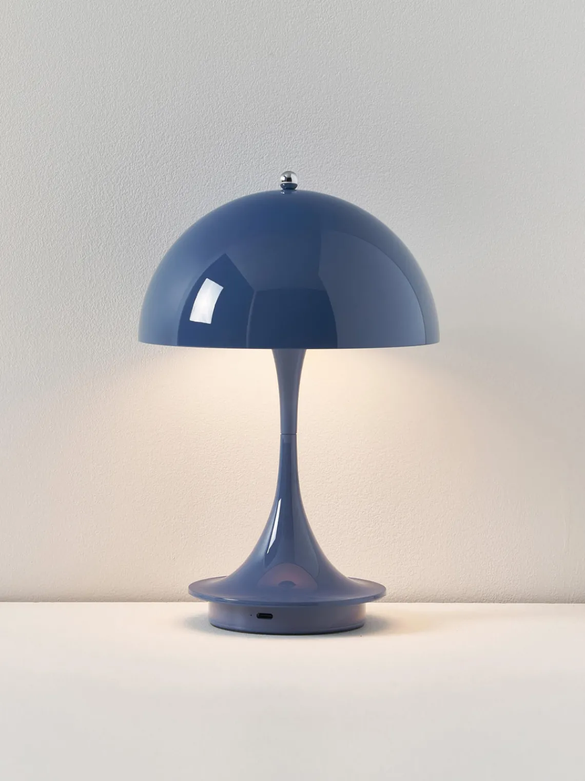 Lámparas De Mesa|Lámparas De Techo>Louis Poulsen Lámpara de mesa LED regulable Panthella de diseño Verner Panton, 24 cm, portátil Plástico azul