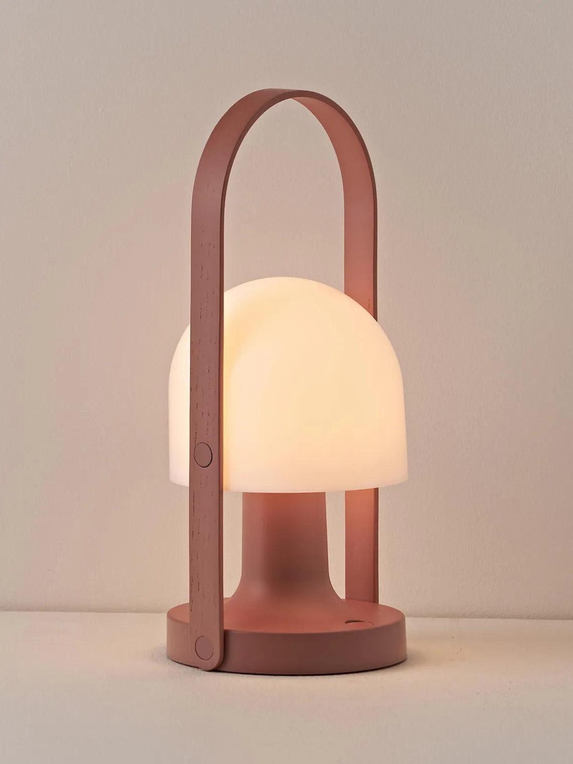 Lámparas De Mesa|Lámparas De Techo>Marset Lámpara de mesa LED regulable Followme, con pantalla orientable Blanco, terracota