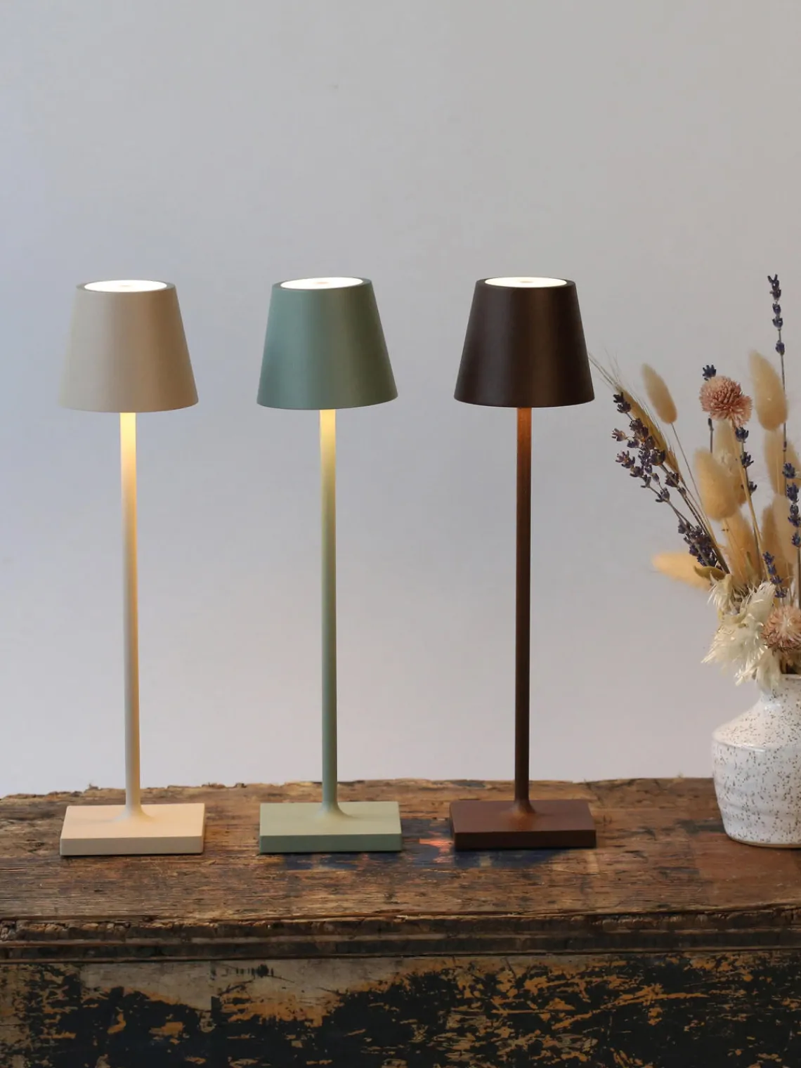 Lámparas De Mesa De Exterior|Lámparas De Mesa De Exterior>Zafferano Lámpara de mesa LED regulable Poldina, portátil Beige claro mate