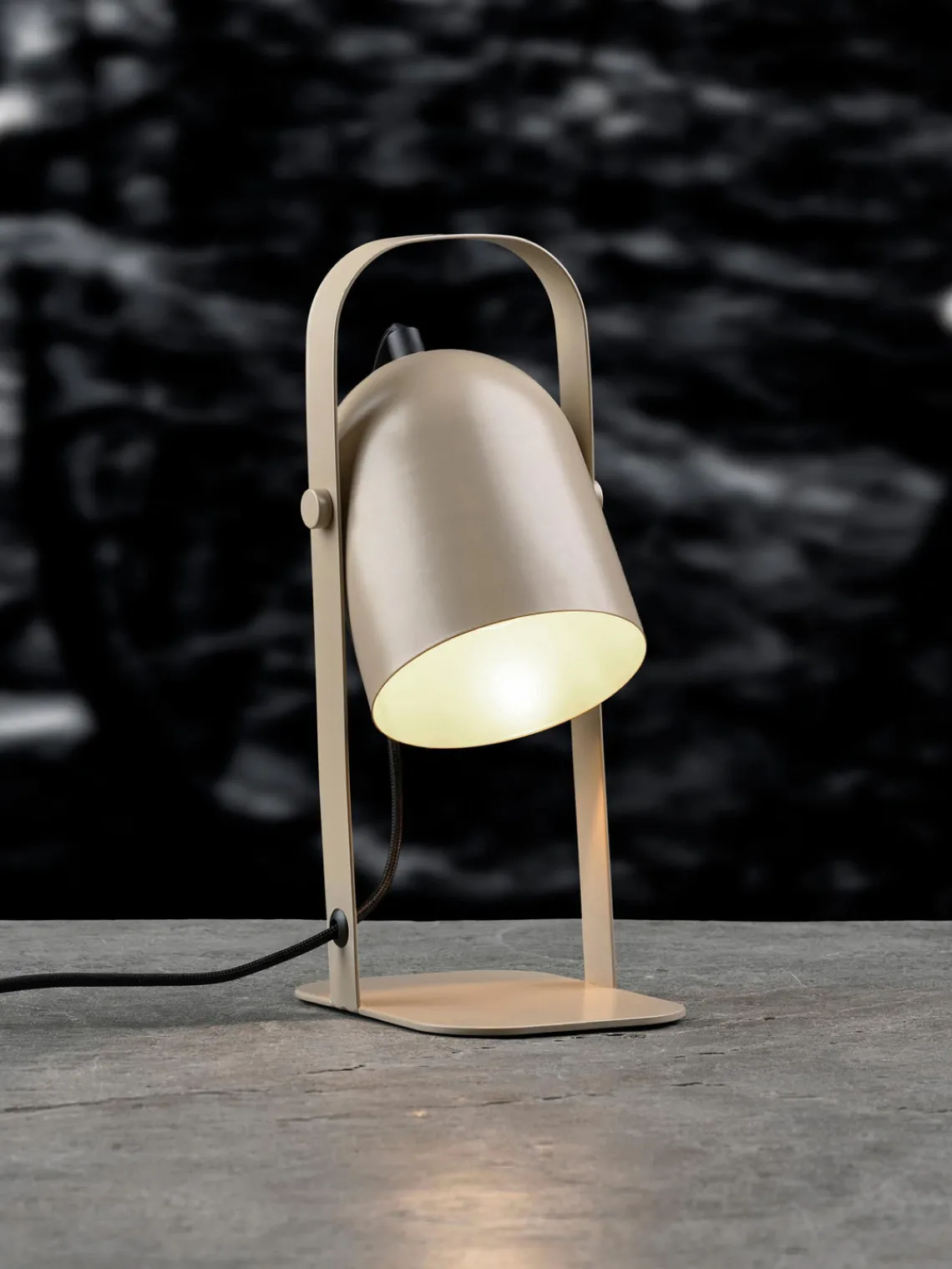 Lámparas De Mesa|Lámparas De Techo>Villa Collection Lámpara de mesa orientable Nesvik