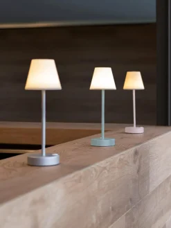Lámparas De Mesa De Exterior|Lámparas De Techo>NewGarden Lámpara de mesa para exterior LED regulable táctil Lola, portátil Blanco, plateado
