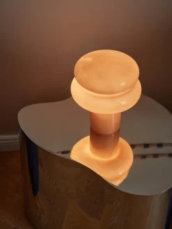 Discount Lámpara de mesa pequeña de vidrio opalino Baya Lámparas De Mesa|Lámparas De Techo