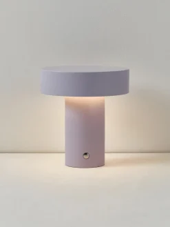 Clearance Lámpara de mesa pequeña LED regulable Kamal, pórtatil Lámparas De Mesa|Lámparas De Techo