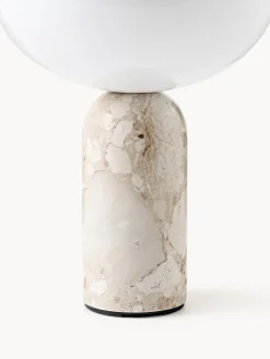 Lámparas De Mesa|Lámparas De Techo></noscript>New Works Lámpara de mesa pequeña móvil de mármol Kizu, regulable Mármol blanco y beige claro