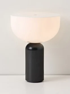 Lámparas De Mesa|Lámparas De Techo></noscript>New Works Lámpara de mesa pequeña móvil de mármol Kizu, regulable Blanco, mármol negro