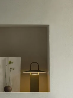 Lámpara de mesa regulable LED Ray, con puerto USB Lámparas De Mesa De Exterior|Lámparas De Techo