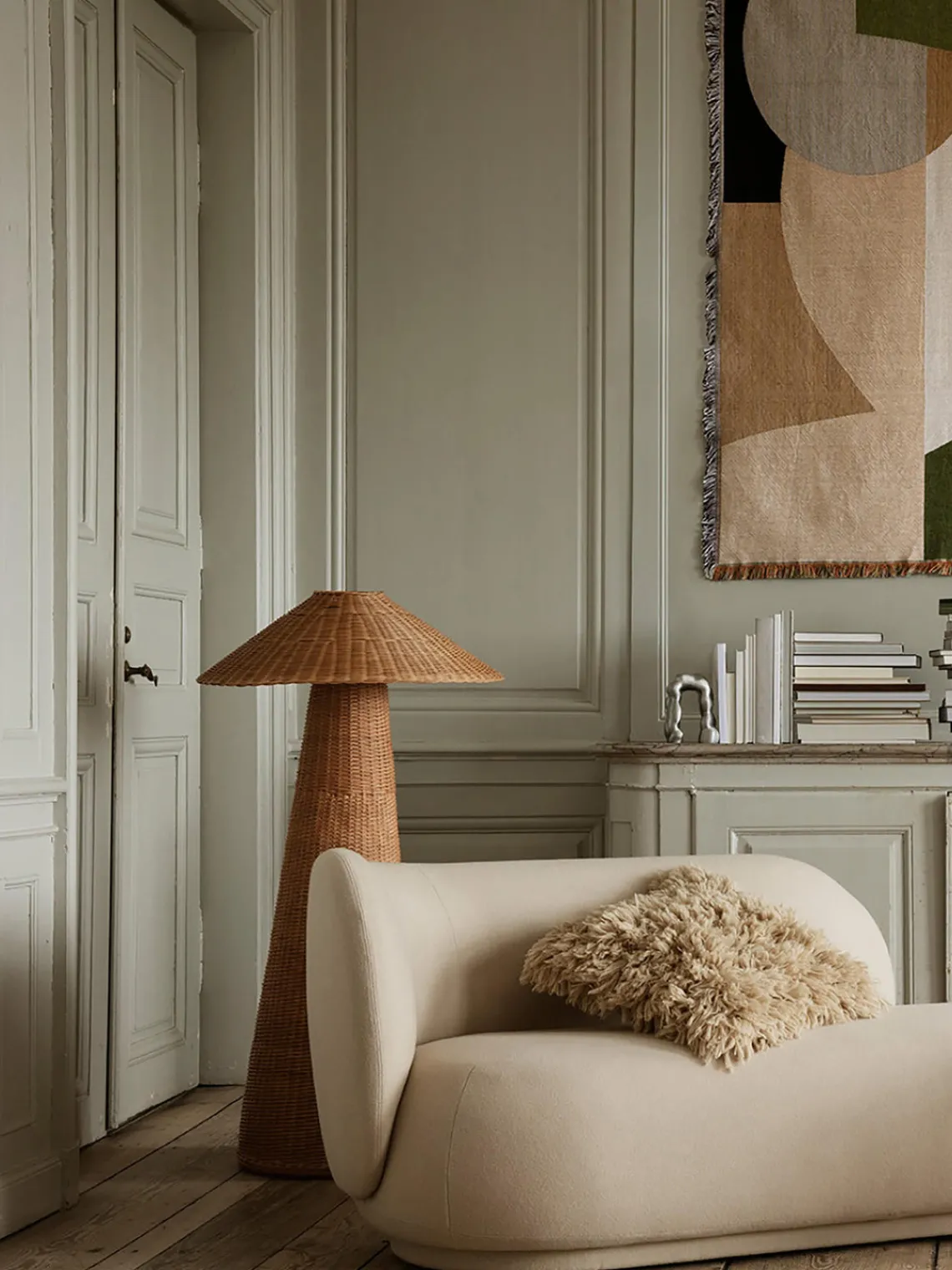 Lámpara de pie artesanal de ratán pequeña Dou Lámparas De Pie|Lámparas De Techo