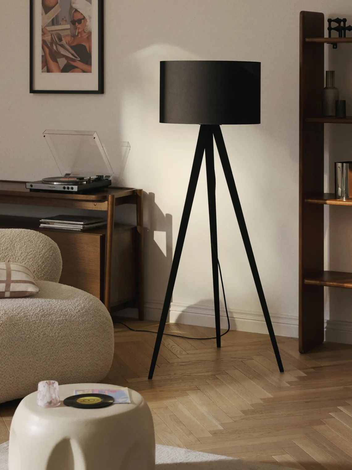 Lámpara de pie con pantalla de madera maciza Jake Lámparas De Pie|Lámparas De Techo