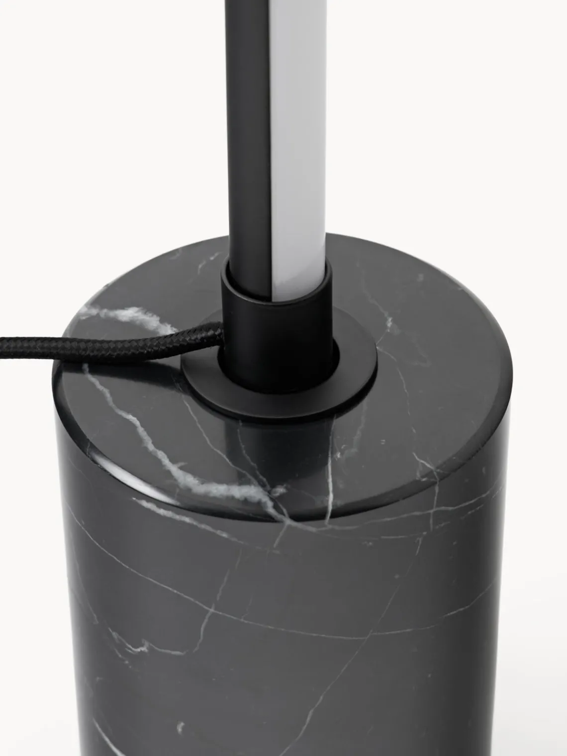 New Lámpara de pie LED con base de mármol Shelby Lámparas De Pie|Lámparas De Pie