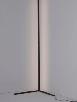 Outlet Lámpara de pie LED V-line Lámparas De Pie|Lámparas De Techo