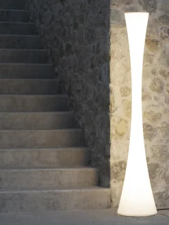 New Lámpara de pie para exterior regulable Biconica, con mando a distancia Lámparas De Pie Para Exterior|Luces De Suelo Exterior