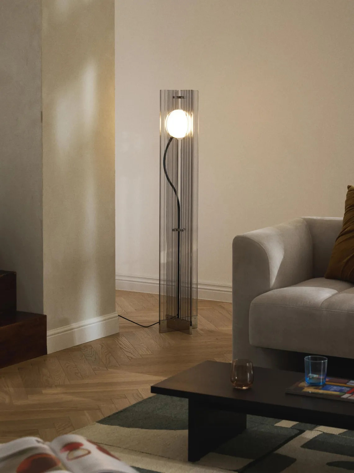 Hot Lámpara de pie pequeña Mills Lámparas De Pie|Lámparas De Pie