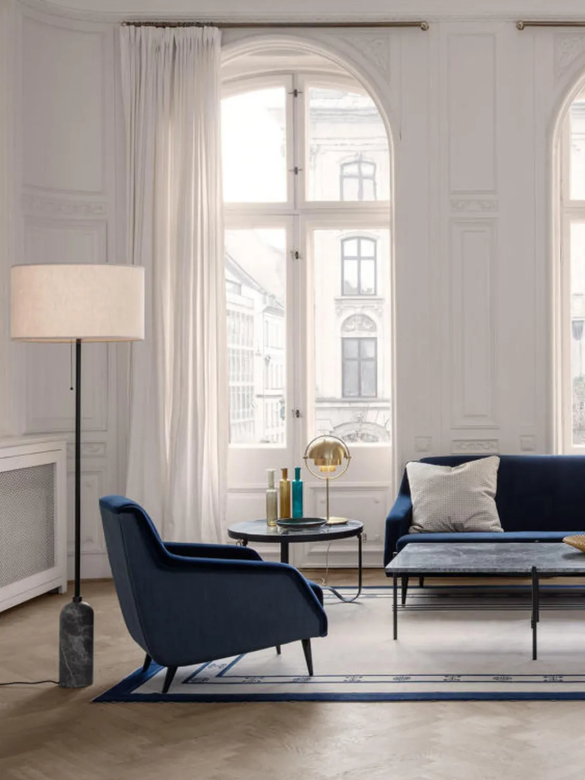 Lámparas De Pie|Lámparas De Techo>GUBI Lámpara de pie regulable con base de mármol Gravity Beige claro, gris oscuro veteado