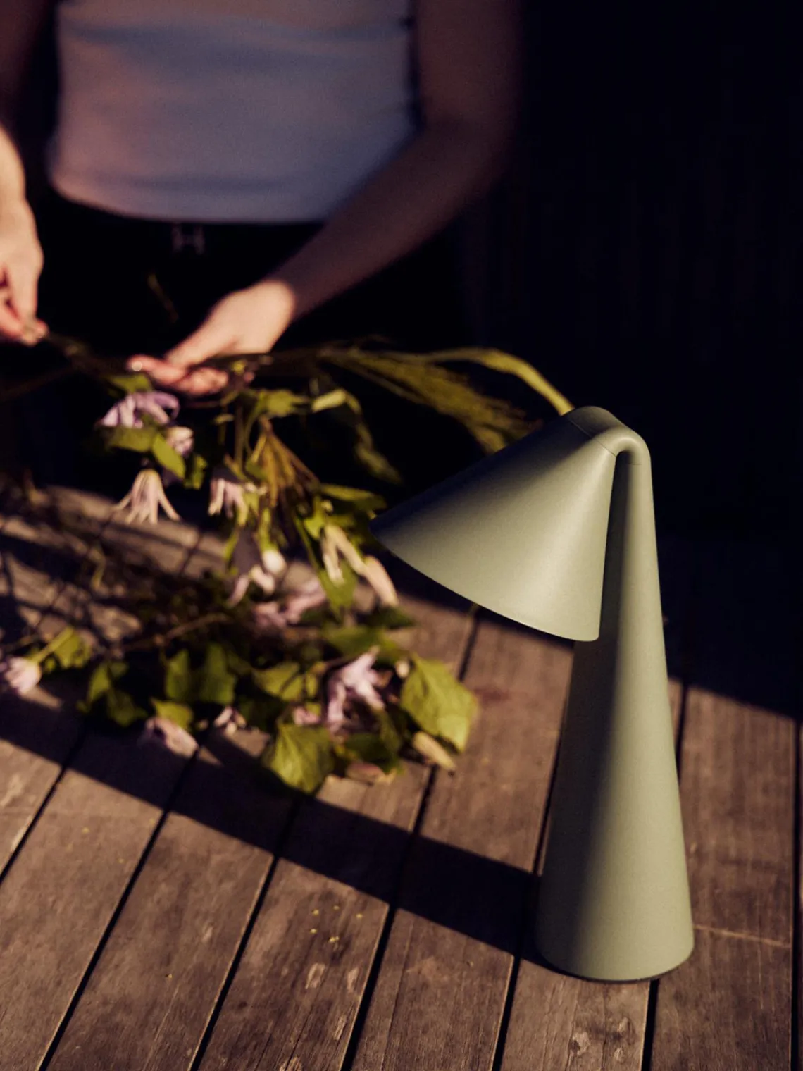 Clearance Lámpara de sobremesa LED regulable Ami, portátil Lámparas De Mesa|Lámparas De Techo