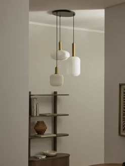 Lámparas De Techo|Lámparas De Techo></noscript>Westwing Collection Lámpara de techo cluster de vidrio opalino Candela Blanco, dorado