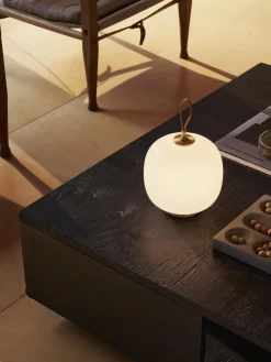 Lámparas De Mesa De Exterior|Lámparas De Mesa De Exterior>Louis Poulsen Lámpara LED para exterior regulable VL 45, portátil Rosa claro, latón