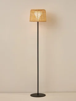Lámpara LED solar para interior/exterior con pantalla de ratán Kyra Lámparas De Pie Para Exterior|Lámparas De Techo