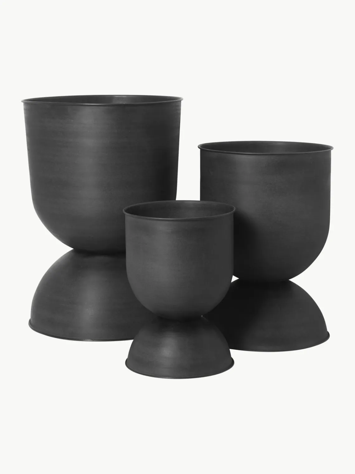 Maceteros|Jarrones>Ferm Living Macetero Hourglass, 43 cm Negro mate