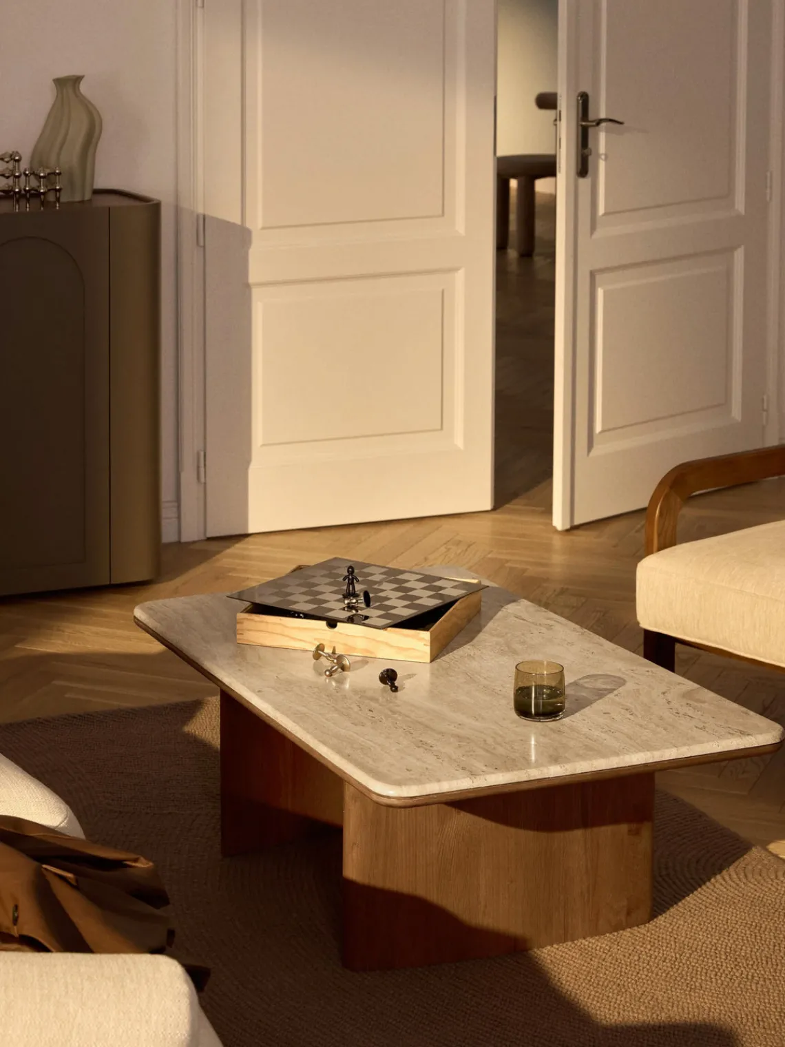 Hot Mesa de centro de madera de roble con tablero de travertino Chandler Mesas De Centro|Mesas De Centro