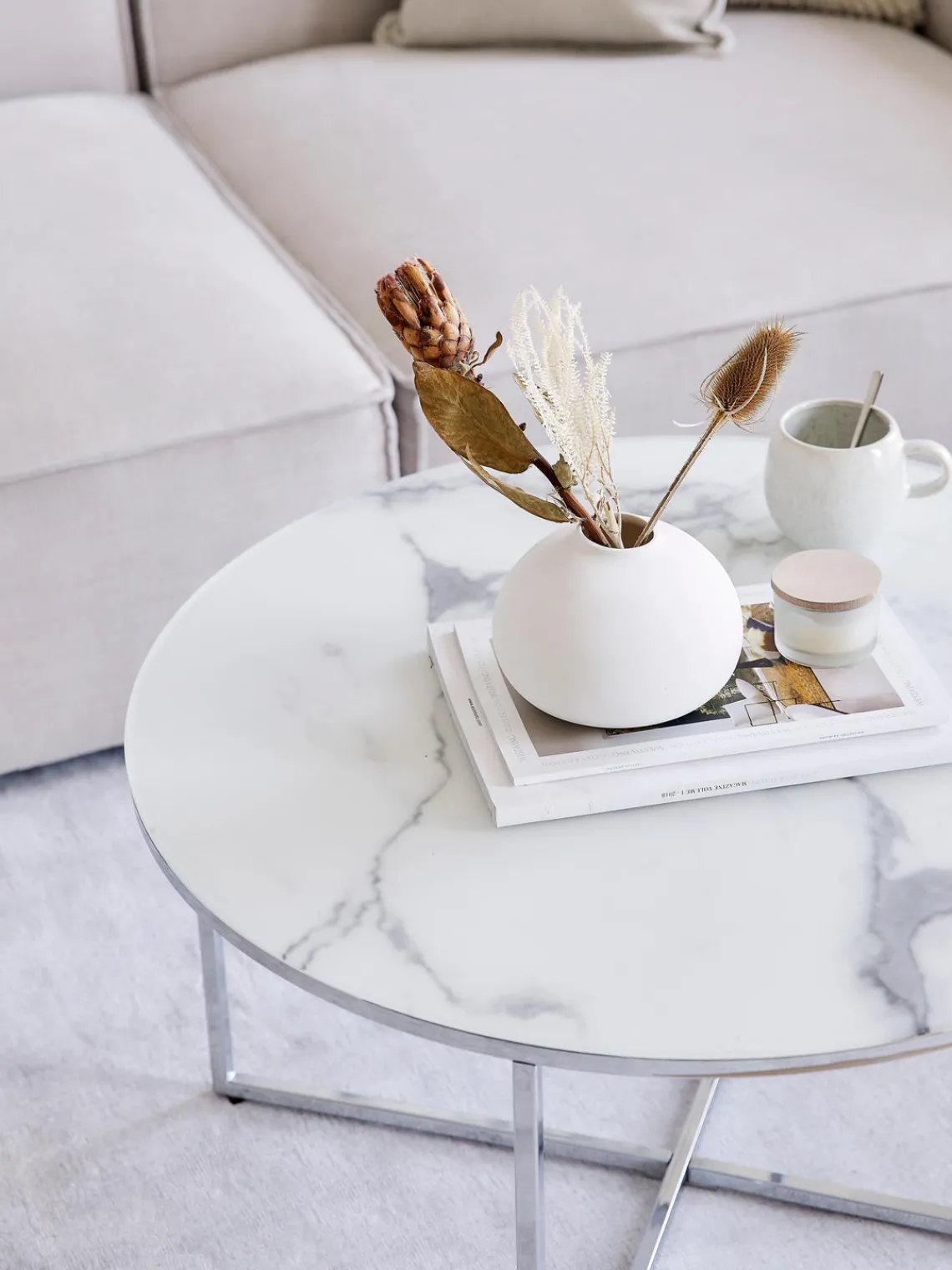 Mesas De Centro|Mesas De Centro>Westwing Collection Mesa de centro redonda con tablero de vidrio en look mármol Antigua Aspecto mármol blanco, plateado brillante