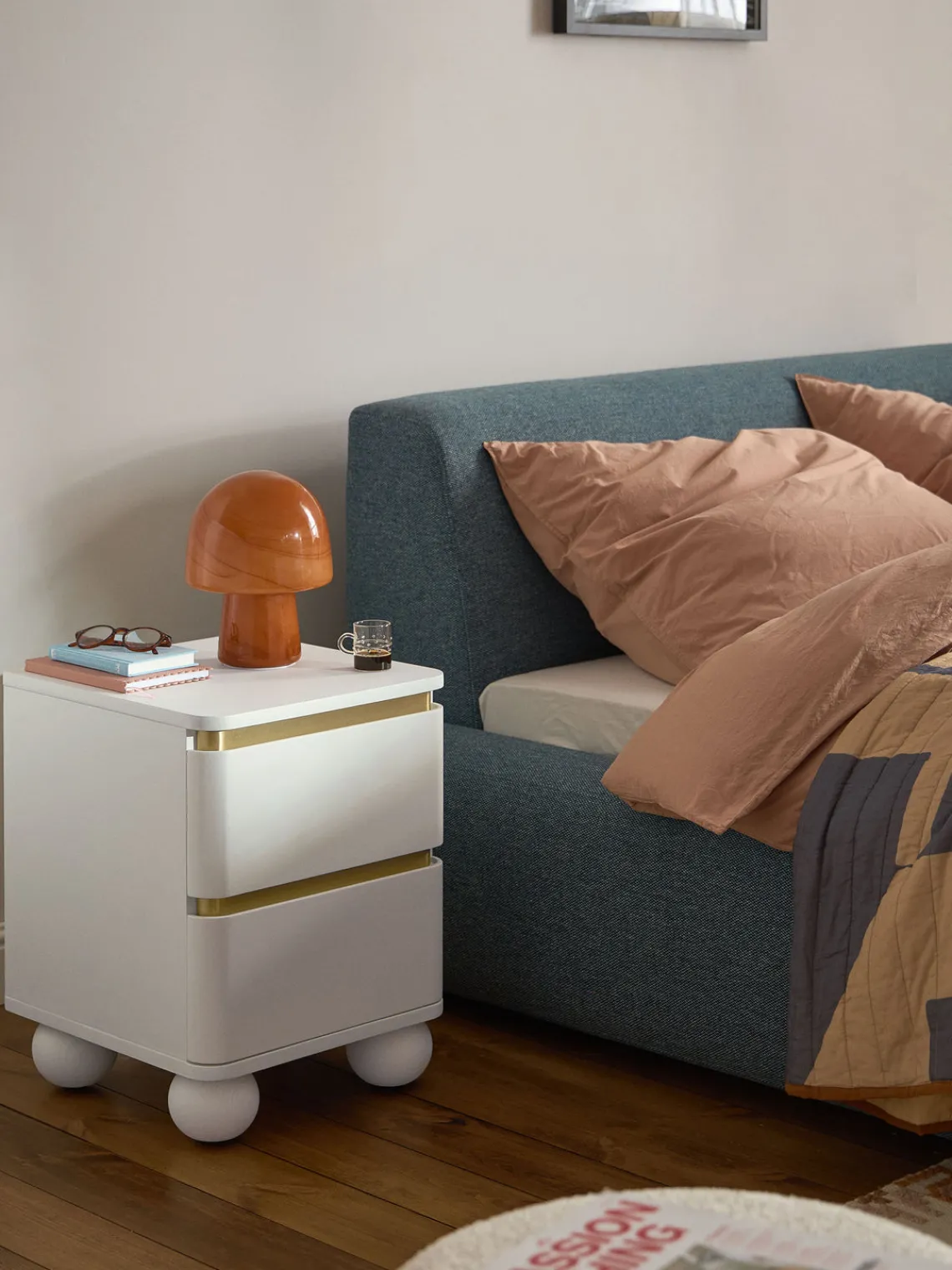 Mesitas De Noche|Mesitas De Noche>Westwing Collection Mesilla de noche con patas esféricas Bumba Blanco