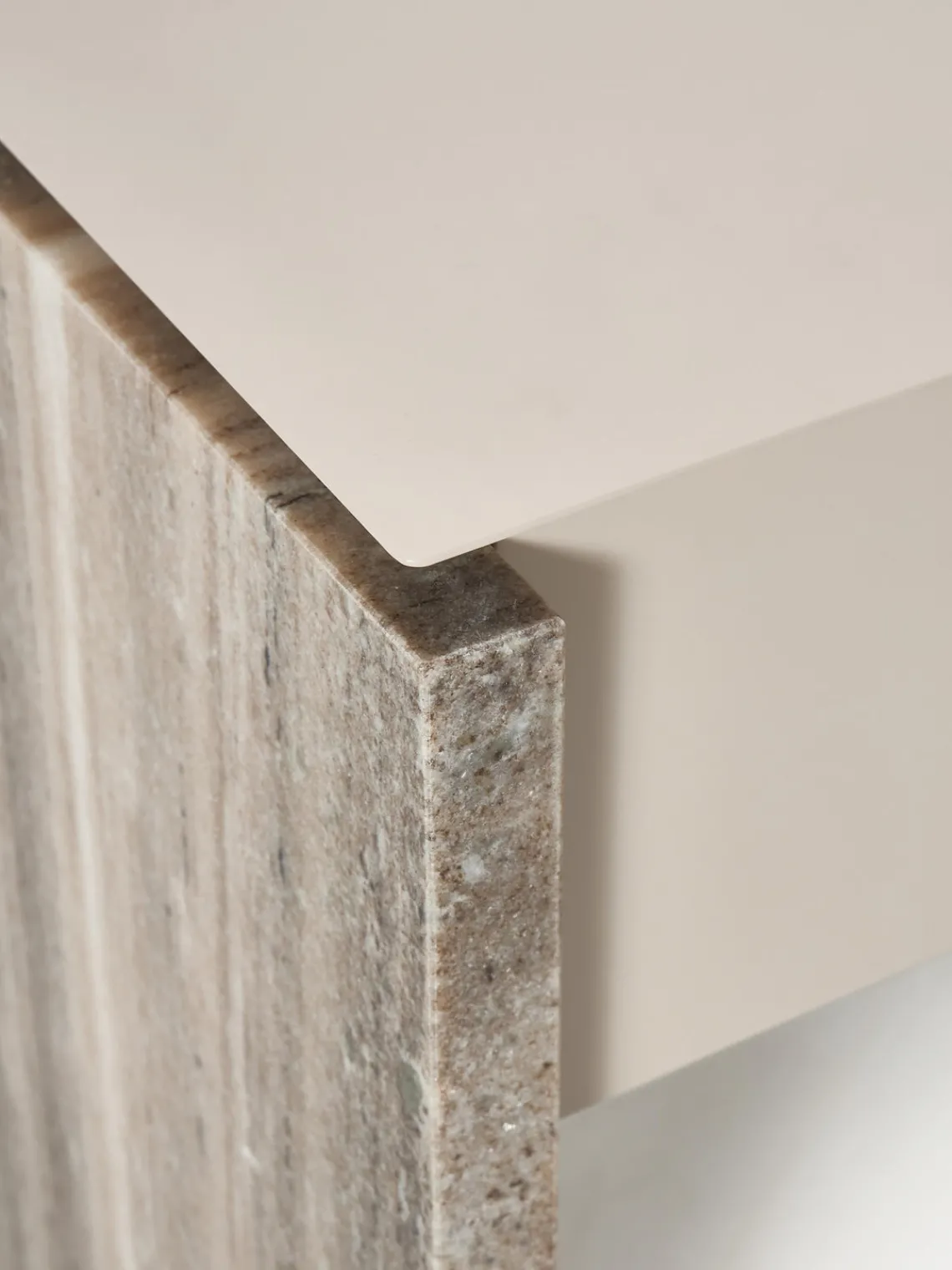 Hot Mesilla de noche de mármol y metal Bruce Mesitas De Noche|Mesitas De Noche