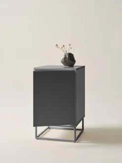 Outlet Mesita de noche de madera Lyckeby Mesitas De Noche|Mesitas De Noche