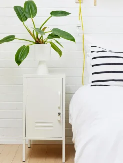 Clearance Mesita de noche de metal The Shorty, apertura de puerta izquierda o derecha Niños Armarios Infantiles|Mesitas De Noche