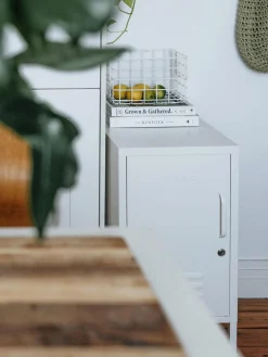 Clearance Mesita de noche de metal The Shorty, apertura de puerta izquierda o derecha Niños Armarios Infantiles|Mesitas De Noche