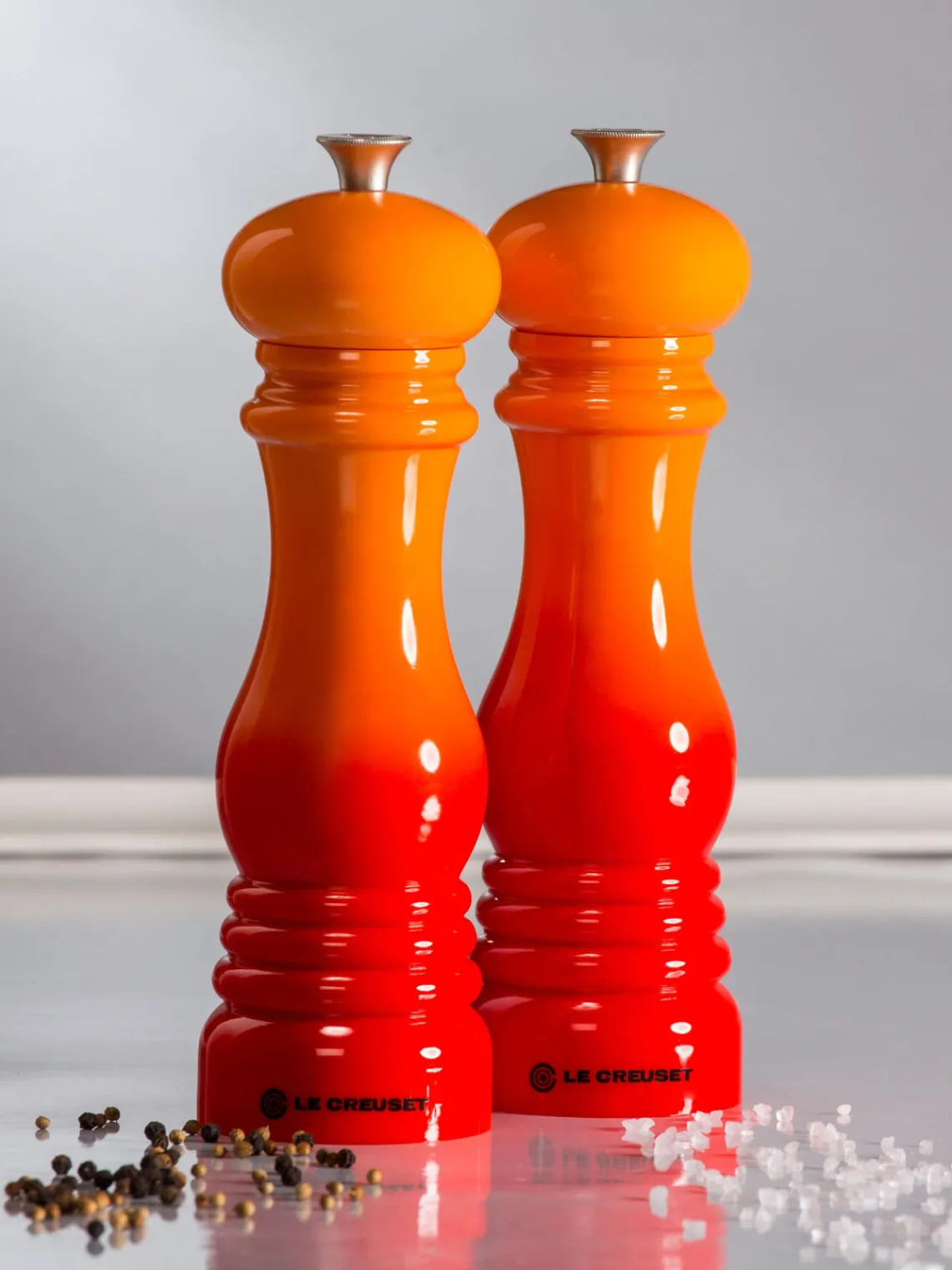 Molinillos De Especias|Molinillos De Especias>LE CREUSET Molinillo de sal con mecanismo de cerámica Creuset Tonos narajas brillantes, plateado