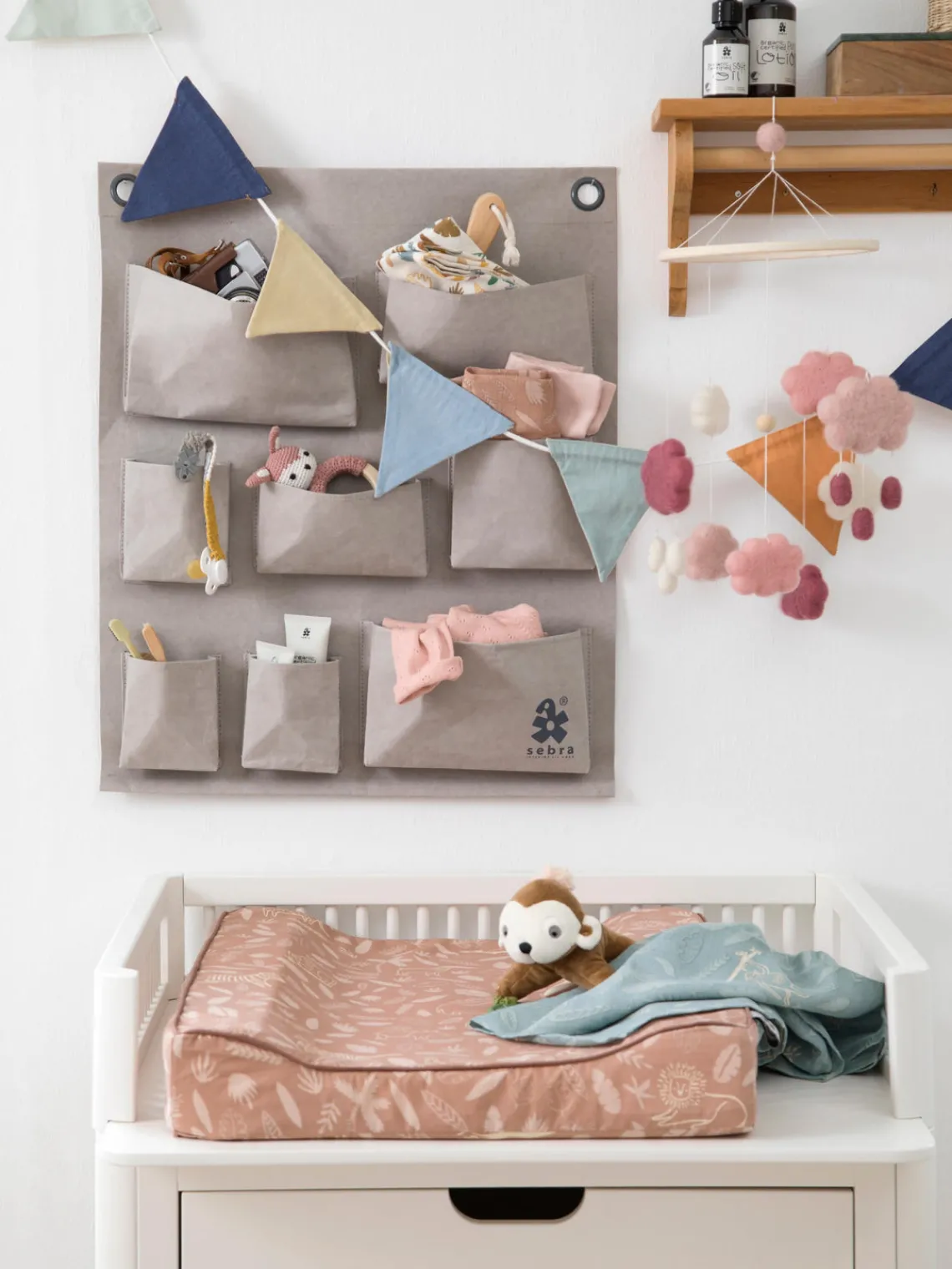 Cajas Musicales Y Móviles|Decoración Infantil>Sebra Móvil de cuna artesanal Clouds Tonos rosa