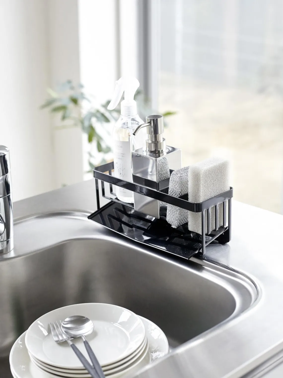 Escurreplatos|Almacenaje De Cocina>Yamazaki Organizador lavavajillas de metal Tower Negro brillante