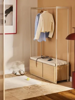 Percheros De Pie|Percheros De Pie>Westwing Collection Perchero de madera Larsen Beige, madera de roble clara