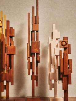 Figuras Decorativas|Decoración></noscript>HKLIVING Pieza decorativa de madera de teca Skyline