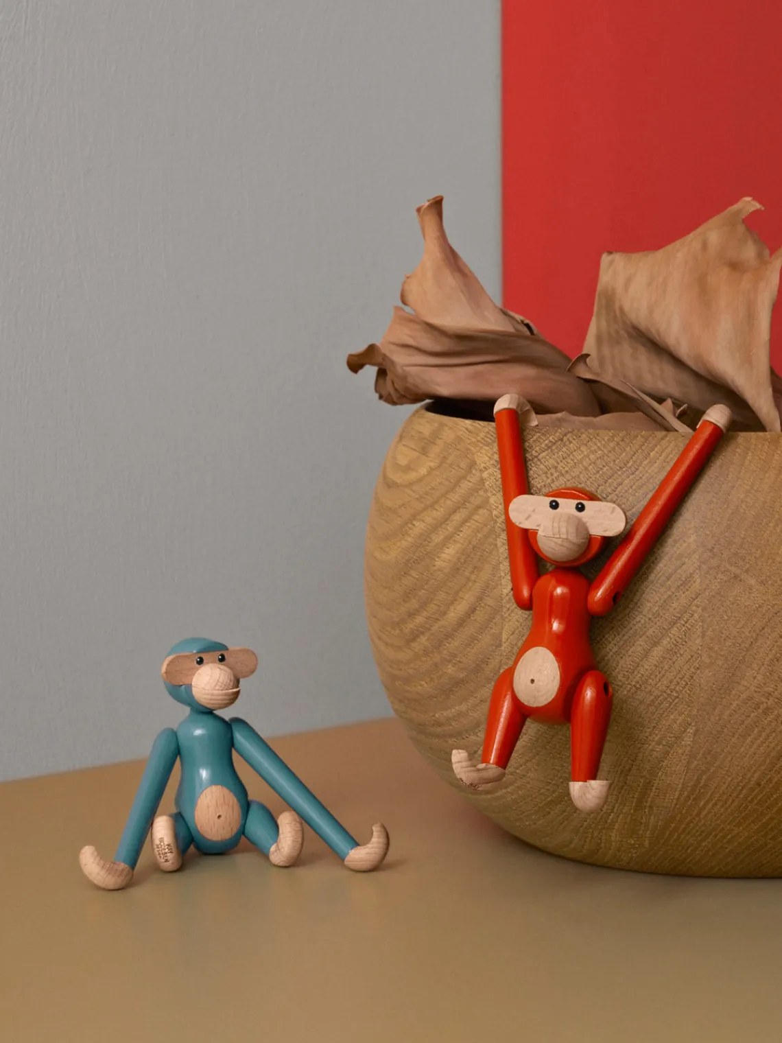 Figuras Decorativas|Jarrones>KAY BOJESEN Pieza decorativa de madera de haya Monkey Rojo, madera clara