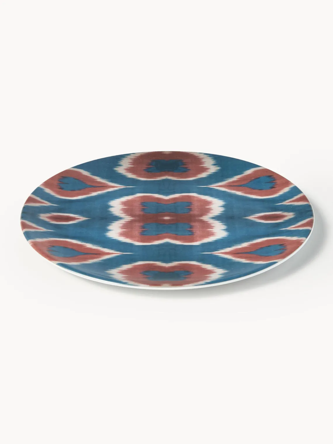 Platos De Postre|Vajillas Completas>Les Ottomans Plato postre artesanal de porcelana Ikat Azul, rojo óxido, blanco