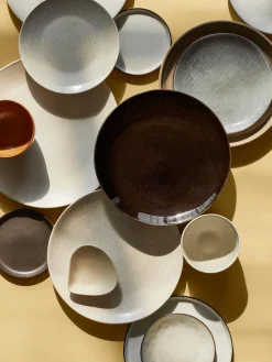 Platos Llanos|Vajillas Completas></noscript>Broste Copenhagen Platos llanos artesanales , 4 uds. Nordic Coal