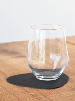 Posavasos|Menaje De Mesa>Lind DNA Posavasos asimétricos de cuero Curve, 4 uds. Negro
