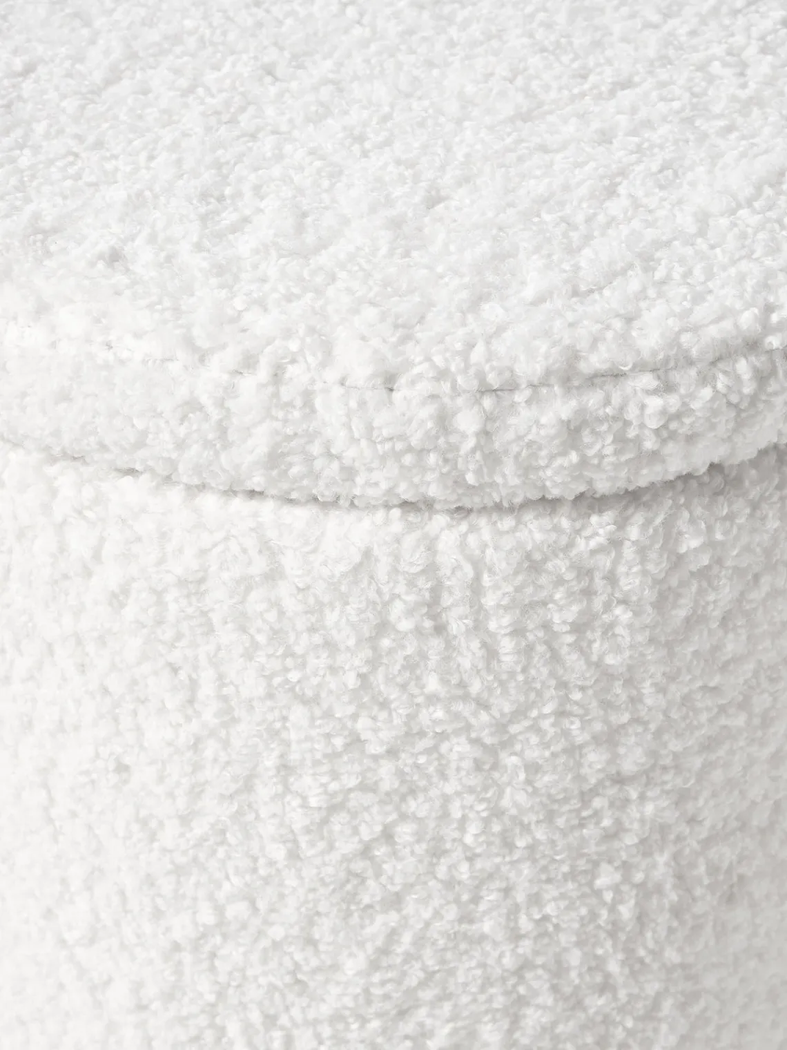 Pufs Y Otomanos|Pufs Y Otomanos>Westwing Collection Puf de borreguillo con espacio de almacenamiento Alida Borreguillo blanco