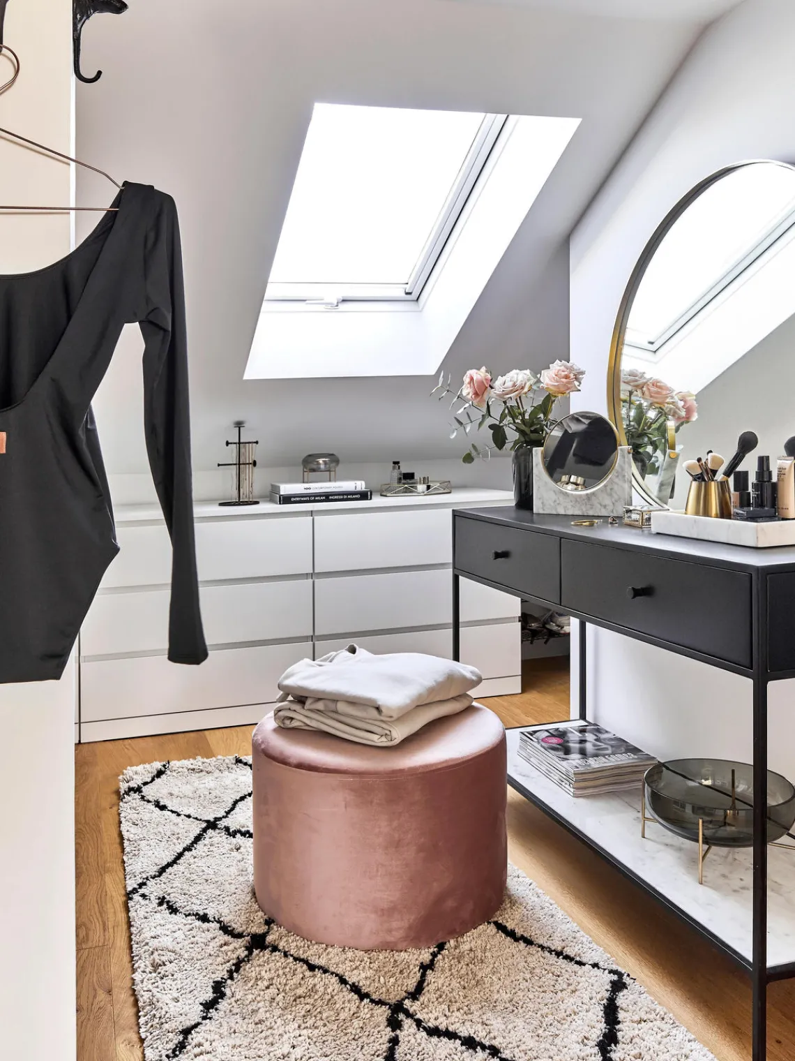 Outlet Puf de terciopelo Daisy Pufs Y Otomanos|Pufs Y Otomanos